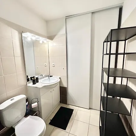 Apartment Appart T1 Terrasse Et Parking